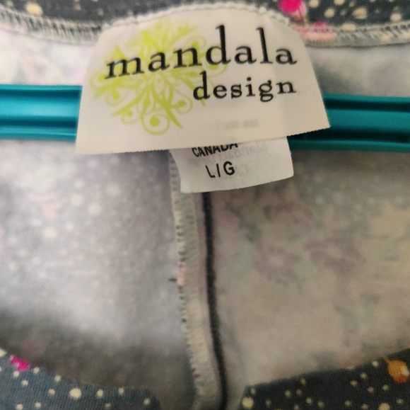 Made in Canada 🇨🇦 Flora Top by Mandala Design - Picture 4 of 7